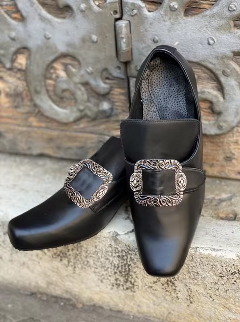 Men's 18th Century Georgian Masked Ball Shoes Size 40 Image