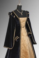 Ladies Black Medieval Georgian Victorian Three Tiered Underskirt (S/M)