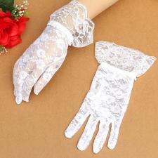 Ladies White Victorian Regency Lacy Gloves