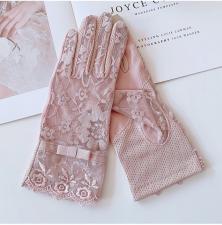Ladies Dusky Pink Victorian Regency Lacy Gloves